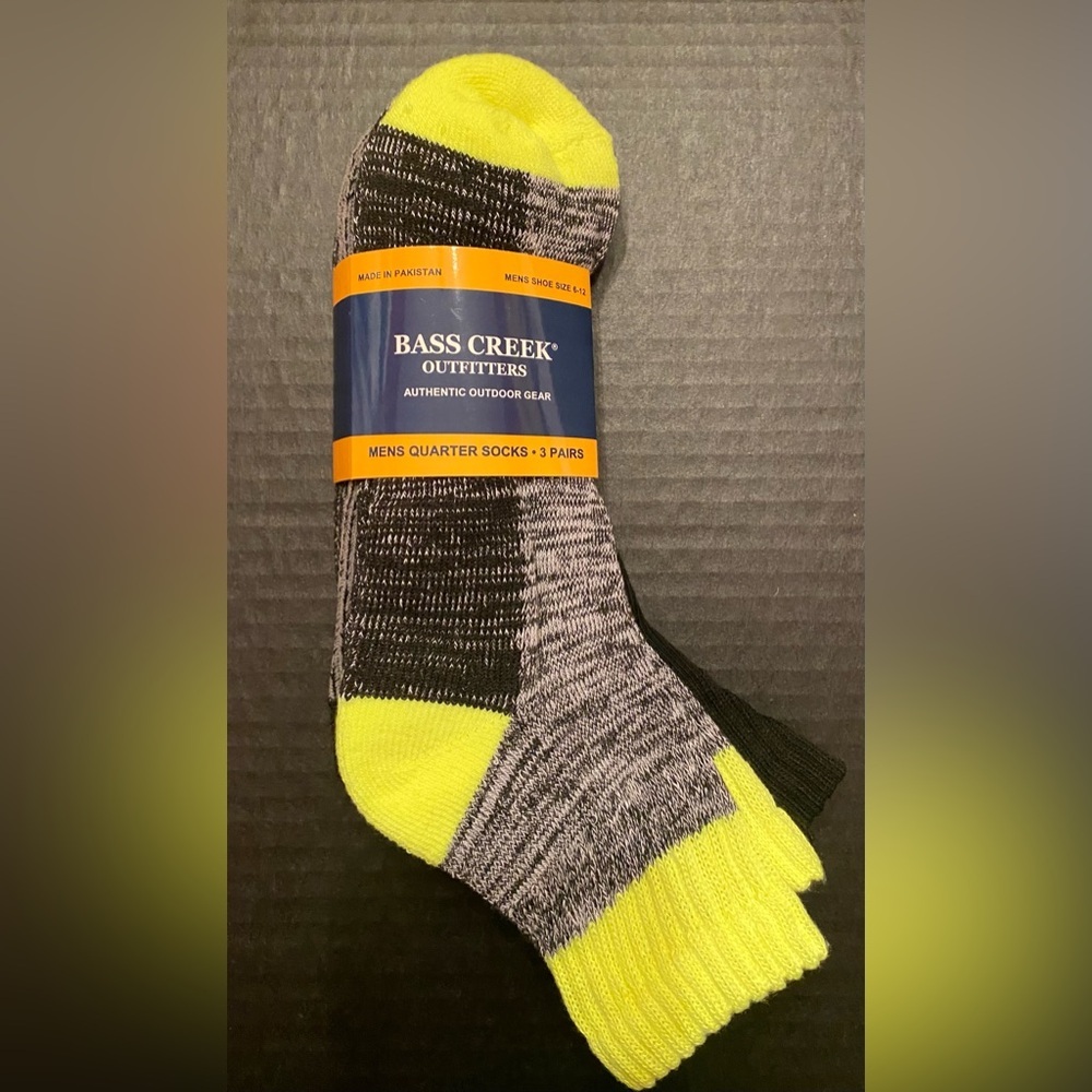 Bass Creek Outfitters 3 Pair Quarter Socks Men's 6-12 Yellow Black Gray